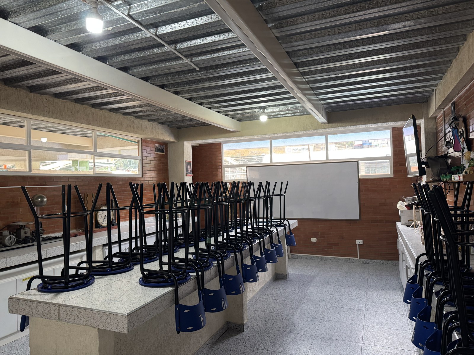 Laboratorio de física (primaria)